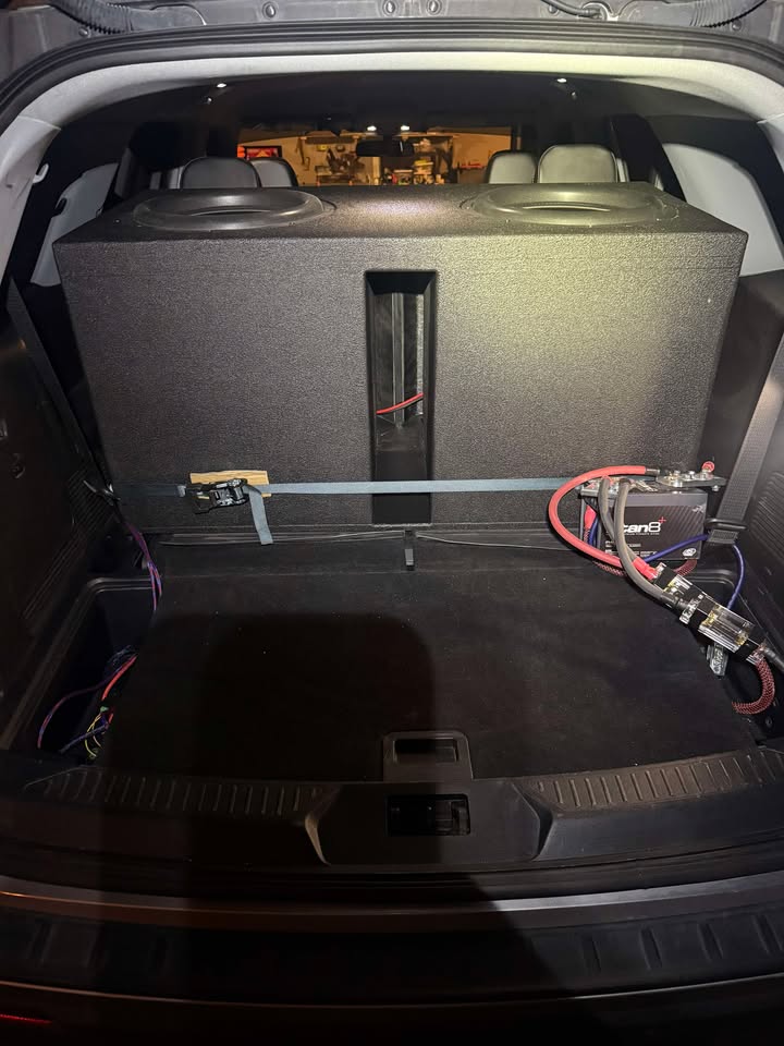 2022 Ford Explorer 2x Resilient Sounds Platinum 15's 7cuft net @ 32hz