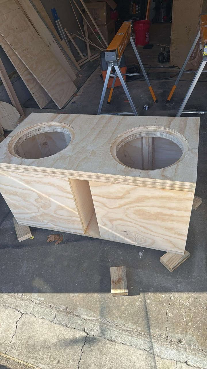 2022 Ford Explorer 2x Resilient Sounds Platinum 15's 7cuft net @ 32hz