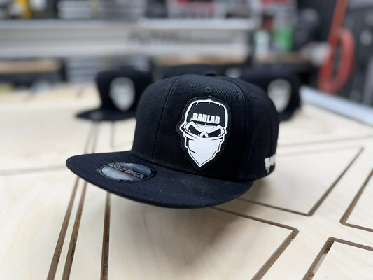 Men's Flat Brim Snapback (black)