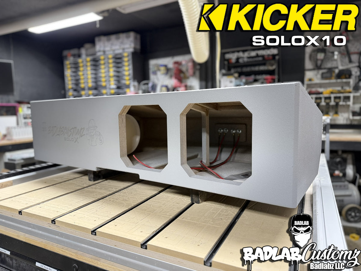 GM 09-18 Kicker SoloX 10's!